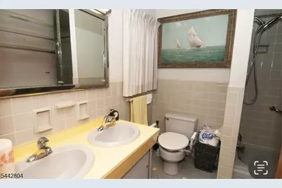 1 Country Club Ln, Elizabeth, NJ 07208 - Photo 20