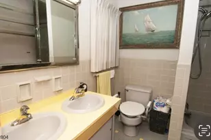 1 Country Club Ln, Elizabeth, NJ 07208 - Photo 20