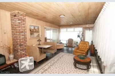1 Country Club Ln, Elizabeth, NJ 07208 - Photo 18