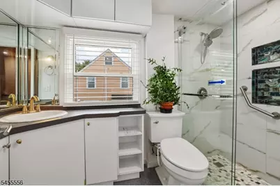 163 Stevens Ave, Cedar Grove, NJ 07009 - Photo 20
