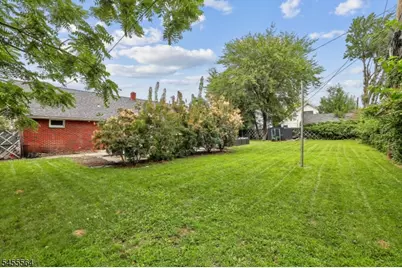 382 Amherst St, East Orange, NJ 07018 - Photo 22