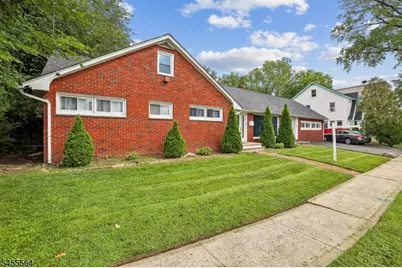 382 Amherst St, East Orange, NJ 07018 - Photo 2