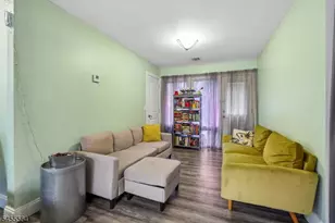 382 Amherst St, East Orange, NJ 07018 - Photo 6