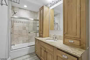 20 Hilltop Rd, Kinnelon, NJ 07405 - Photo 6