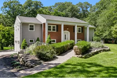 20 Hilltop Rd, Kinnelon, NJ 07405 - Photo 2