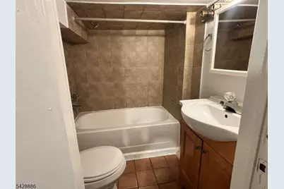 288 Totowa Ave, Paterson, NJ 07502 - Photo 20