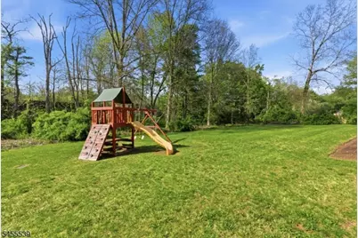 61 Queen Anne Dr, Bernards Township, NJ 07920 - Photo 6