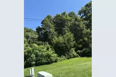 5 Arapahoe Dr #6, Vernon, NJ 07462 - Photo 2