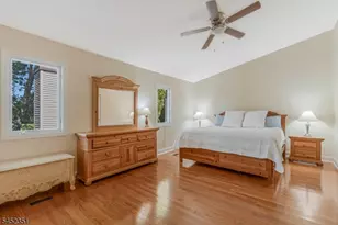 26 Maple Ct, Raritan Township, NJ 08822 - Photo 16