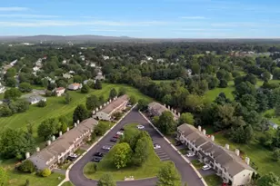26 Maple Ct, Raritan Township, NJ 08822 - Photo 2