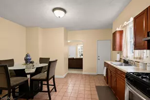 526 E 25th St, Paterson, NJ 07514 - Photo 2