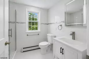 18 Mountainside Dr, Wayne, NJ 07470 - Photo 14