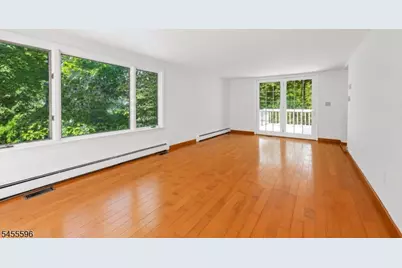 18 Mountainside Dr, Wayne, NJ 07470 - Photo 12