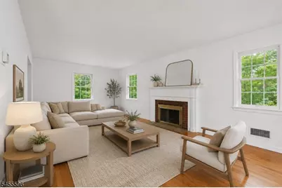 18 Mountainside Dr, Wayne, NJ 07470 - Photo 6