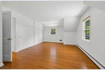 18 Mountainside Dr, Wayne, NJ 07470 - Photo 16