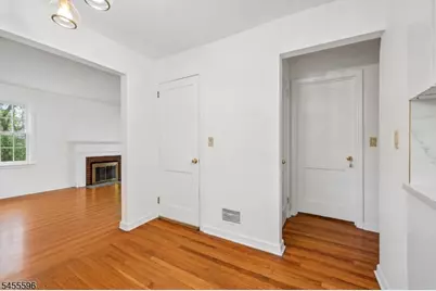 18 Mountainside Dr, Wayne, NJ 07470 - Photo 24