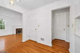 18 Mountainside Dr, Wayne, NJ 07470 - Photo 24