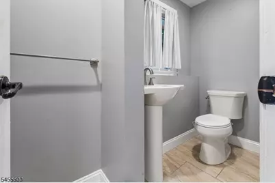 560 Dell Rd, Roxbury Township, NJ 07850 - Photo 20