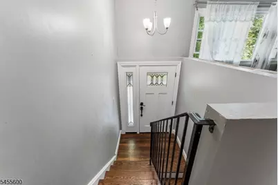 560 Dell Rd, Roxbury Township, NJ 07850 - Photo 8