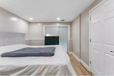 560 Dell Rd, Roxbury Township, NJ 07850 - Photo 28