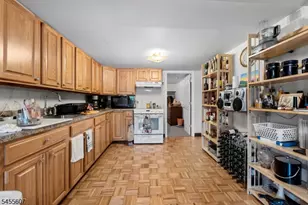 70 Farmingdale Rd, Wayne, NJ 07470 - Photo 32