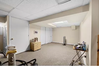 70 Farmingdale Rd, Wayne, NJ 07470 - Photo 28