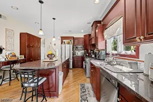 70 Farmingdale Rd, Wayne, NJ 07470 - Photo 4
