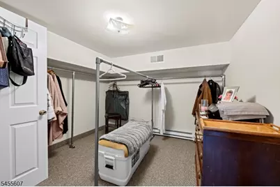 70 Farmingdale Rd, Wayne, NJ 07470 - Photo 30