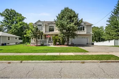 70 Farmingdale Rd, Wayne, NJ 07470 - Photo 2