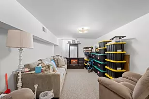 70 Farmingdale Rd, Wayne, NJ 07470 - Photo 34