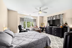 70 Farmingdale Rd, Wayne, NJ 07470 - Photo 12