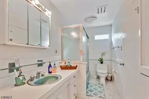 44 Brandon Ave, Livingston, NJ 07039 - Photo 12