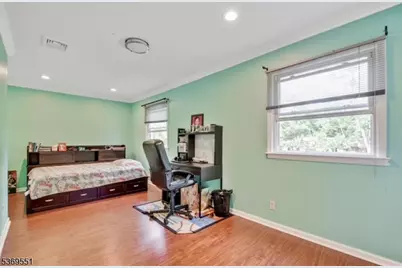 44 Brandon Ave, Livingston, NJ 07039 - Photo 10