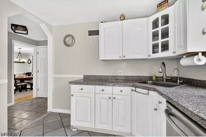 1824 Mountain Ave, Scotch Plains Township, NJ 07076 - Photo 10