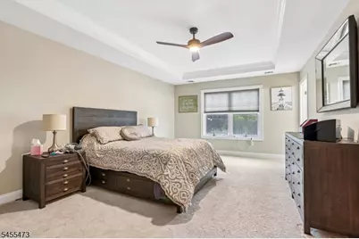 35 Red Oak Ct, Wanaque, NJ 07420 - Photo 12