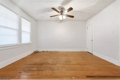 2138 Stecher Ave, Union Township, NJ 07083 - Photo 12
