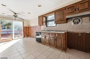 2138 Stecher Ave, Union Township, NJ 07083 - Photo 6