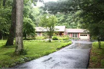 81 Possaghi Rd, Hampton Township, NJ 07860 - Photo 6