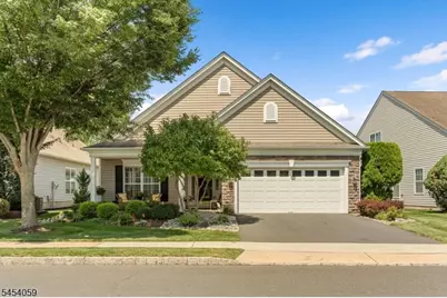 441 Crossfields Ln, Franklin Township, NJ 08873 - Photo 2