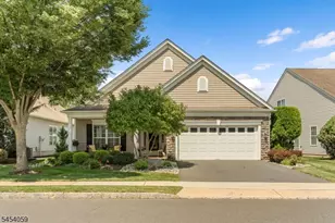 441 Crossfields Ln, Franklin Township, NJ 08873 - Photo 2