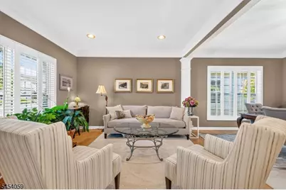 441 Crossfields Ln, Franklin Township, NJ 08873 - Photo 6