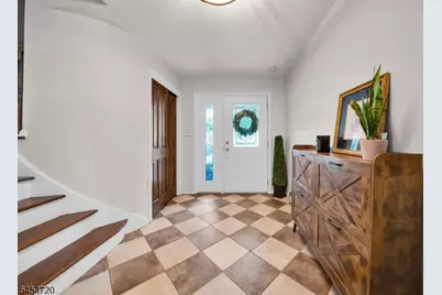 55 Gathering Rd, Montville Township, NJ 07058 - Photo 2