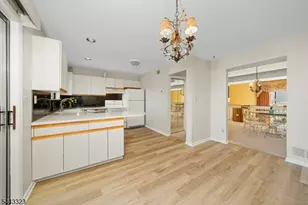 569 Dell Pl, Stanhope, NJ 07874 - Photo 10