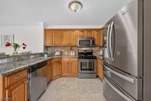45 Parkside Ct, Wayne, NJ 07470 - Photo 36