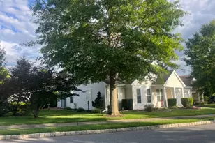 24 Stafford Ln, White Township, NJ 07823 - Photo 2