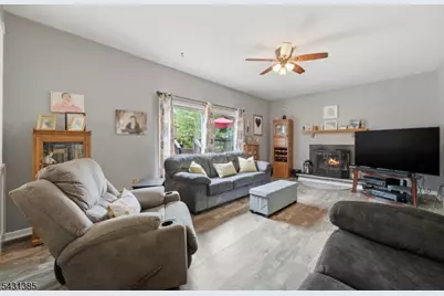 1116 Van Arsdale Dr, Branchburg Township, NJ 08853 - Photo 10