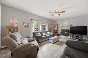 1116 Van Arsdale Dr, Branchburg Township, NJ 08853 - Photo 10