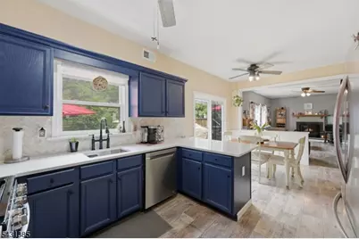 1116 Van Arsdale Dr, Branchburg Township, NJ 08853 - Photo 14