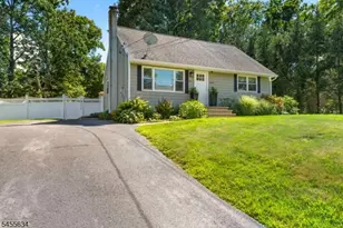 34 McKinley Pl, West Milford, NJ 07480 - Photo 2