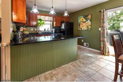 34 McKinley Pl, West Milford, NJ 07480 - Photo 14